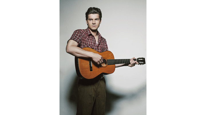 Cmt Press Sun Records Biography Kevin Fonteyne